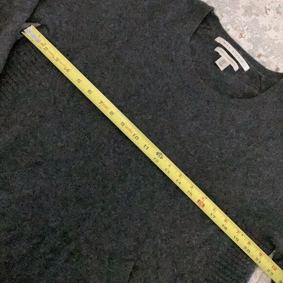 MAX STUDIO cashmere sweater kanga pockets crewneck rounded hemline women’s S - Picture 6 of 8